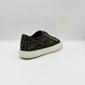 | Trainer White & Blue Suede Signature