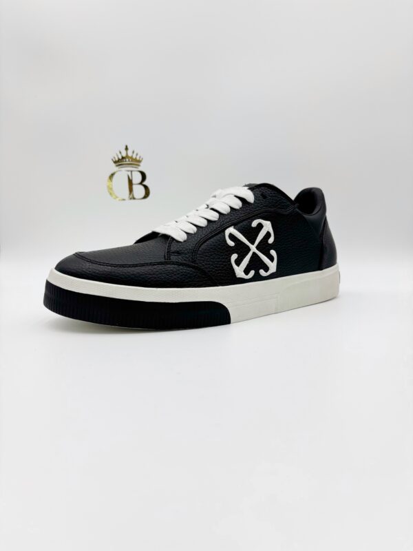 Sneakers Black And White Vulcanized Low-Top - Imagen 2