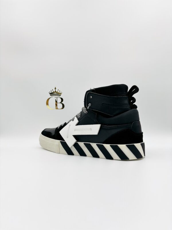 Sneakers Vulcanized Black High-Top White Stripes - Imagen 2