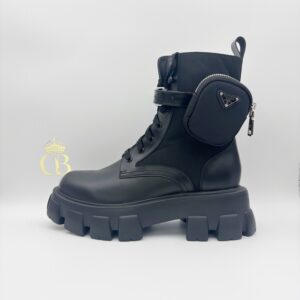 Boots Monolith Black Leather