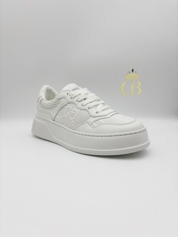 Sneakers GG embossed white - Imagen 2