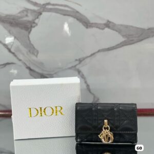 Black Dior
