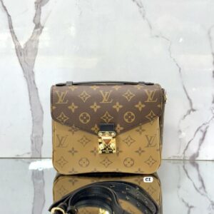 2 Coffe LV bag