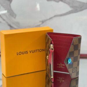 Brown/Red Domino LV