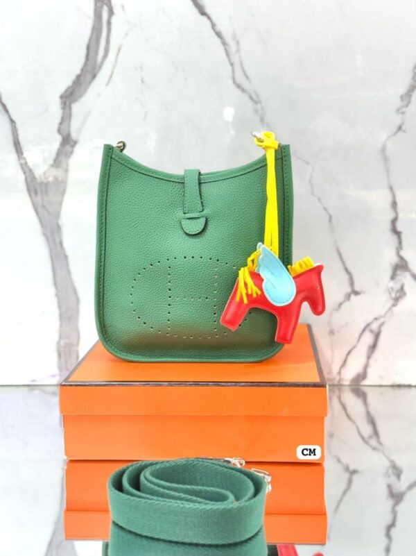 Hermés Green