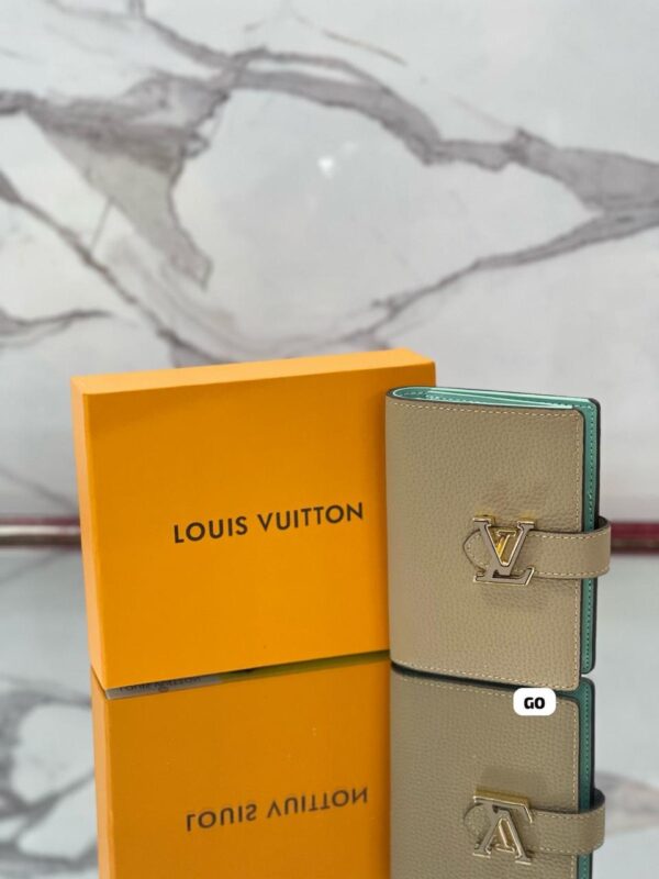 Beige Wallet W/Green LV Leather an Clasp