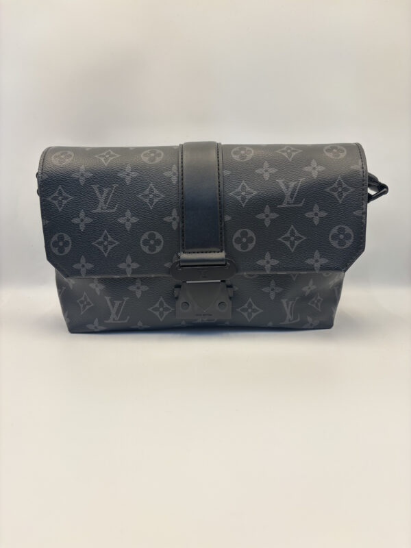Bolso LV Black Monogram Clip