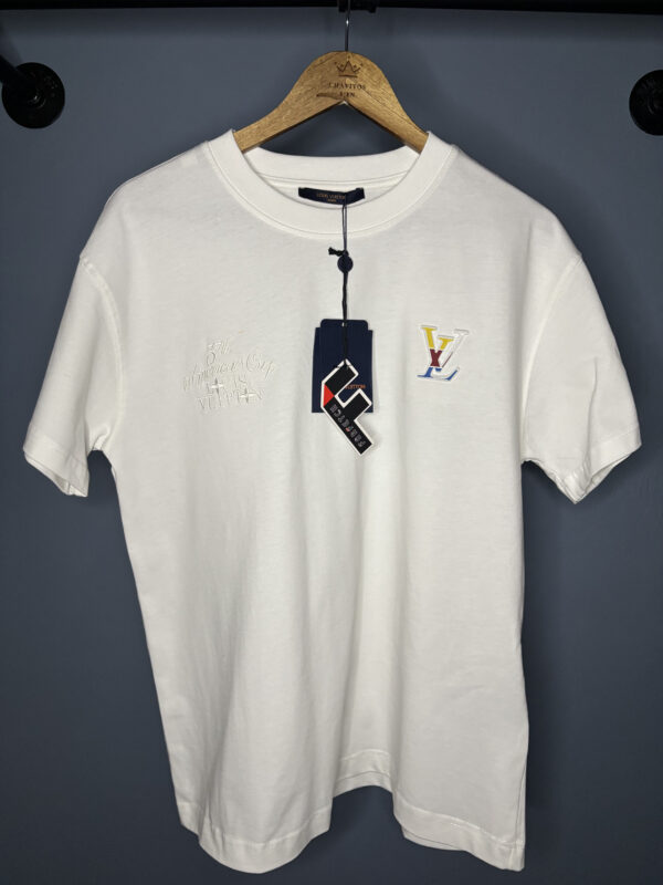 LV blanca bordado