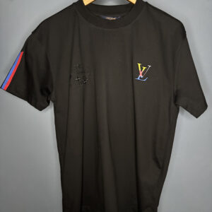 LV negra bordado