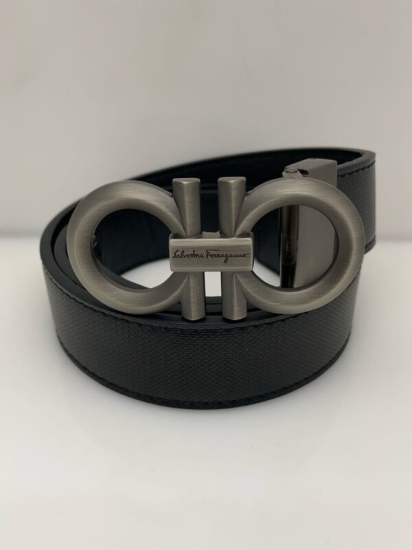Ferragamo Hebilla gris plomo