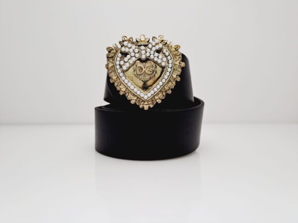 Dolce Gabbana negro liso corazon