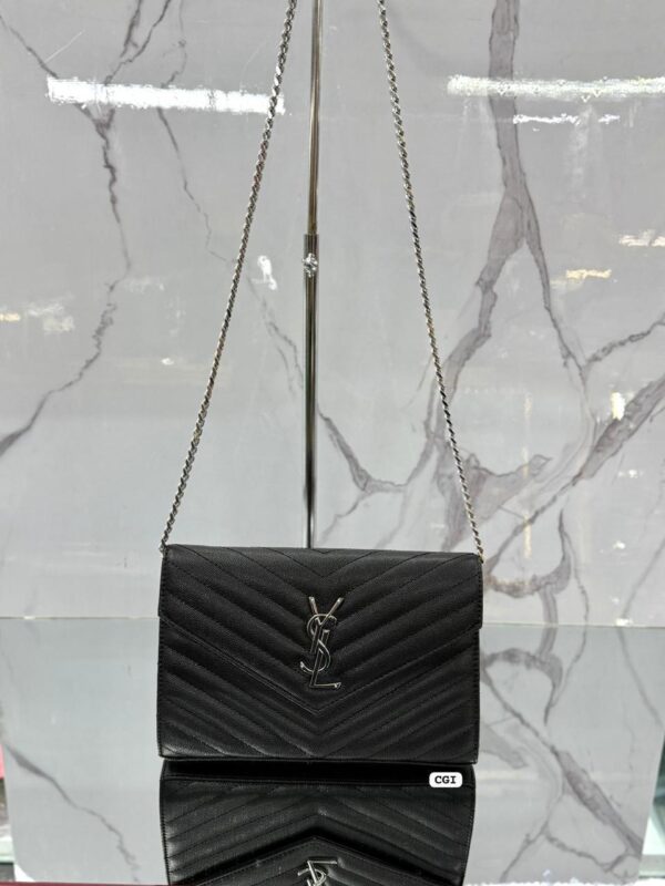 Black SL Silver Chain