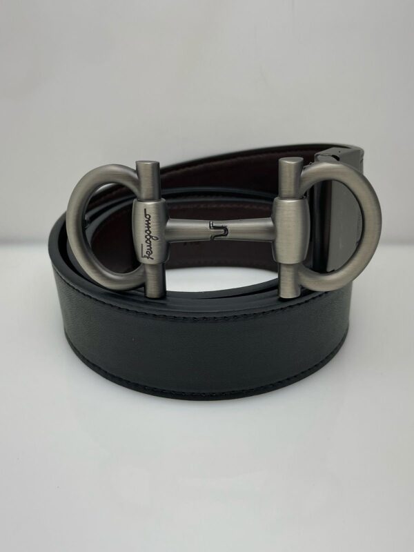 Ferragamo Hebilla larga plomo