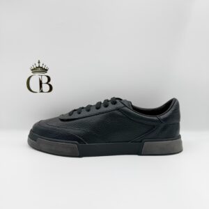 | Old black portofino