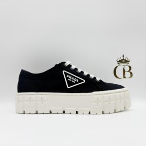 | Doble weel canvas black low