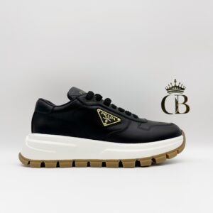 Black platform canvas | with laces