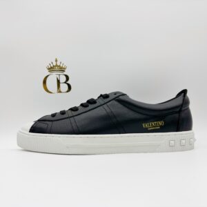 | Garavani Slip-on Black