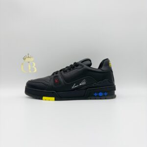 | Trainer Black Colors