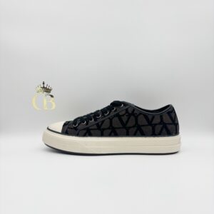 | Garavani Toile Brown