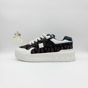 | One Stud XL White With Brown Monogram