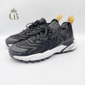 LV Runner tatic negro