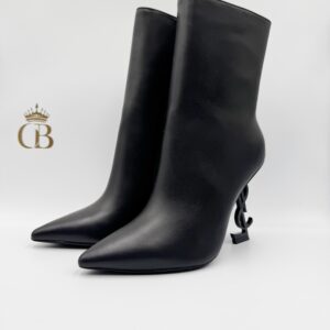 Bota corta Saint Laurent de piel Negro