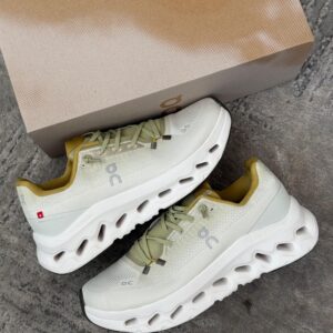 On Cloud Yellow Mustard