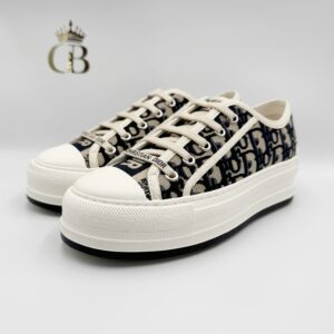 Tenis de tela walk,n de plataforma clasico