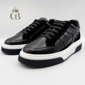 Tenis garavini de piel y gamuza negros