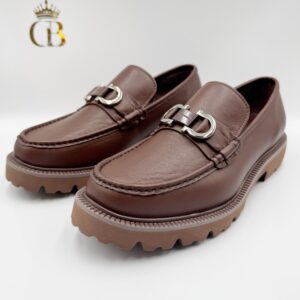Mocasines de piel cafe hebilla plata