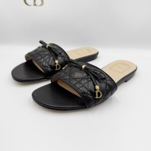 Sandalias Cannage de piel negras